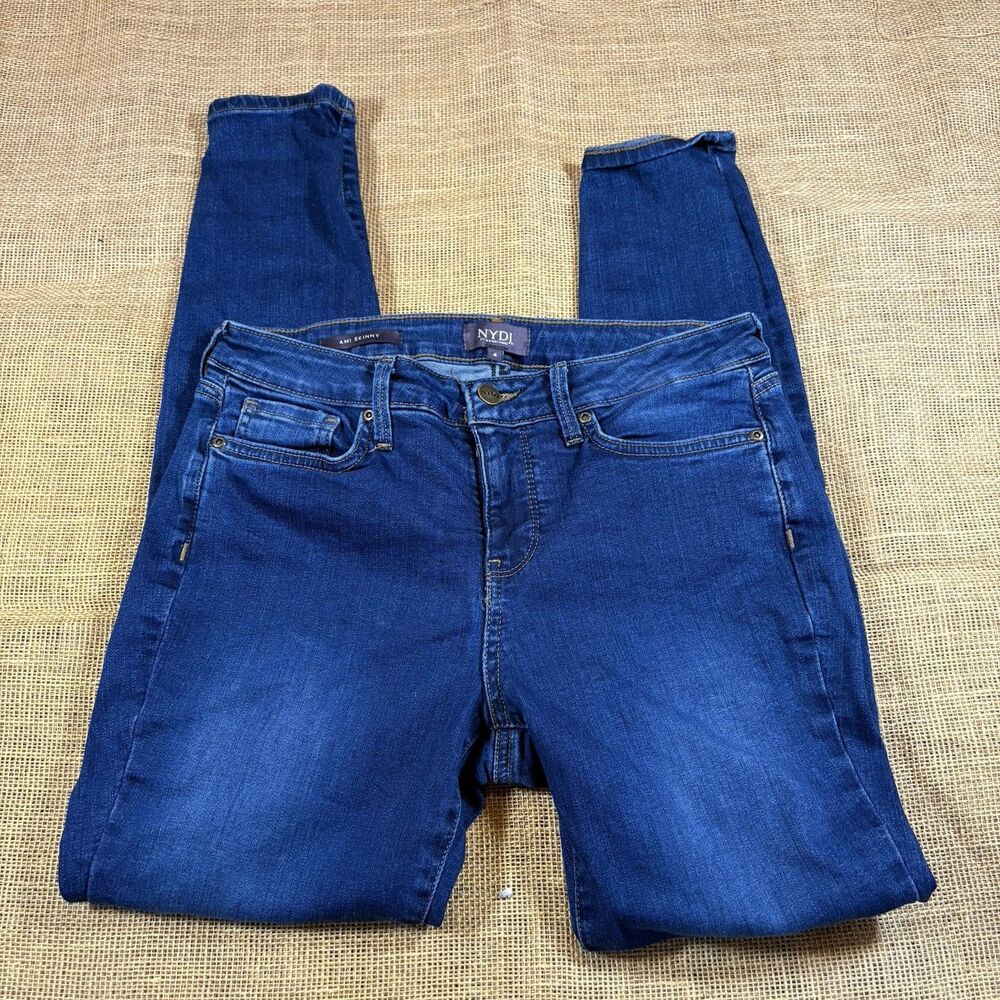 NYDJ Womans Ami Skinny Mid-Rise Jeans Lift/Tuck Technology Size 4 29x28